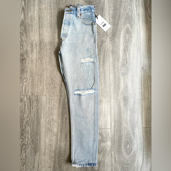 🖤🍬NWT RE/DONE X LEVI’S HIGH RISE ANKLE CROP JEANS DISTRESSED LIGHTWASH SIZE 24 - Picture 15 of 17